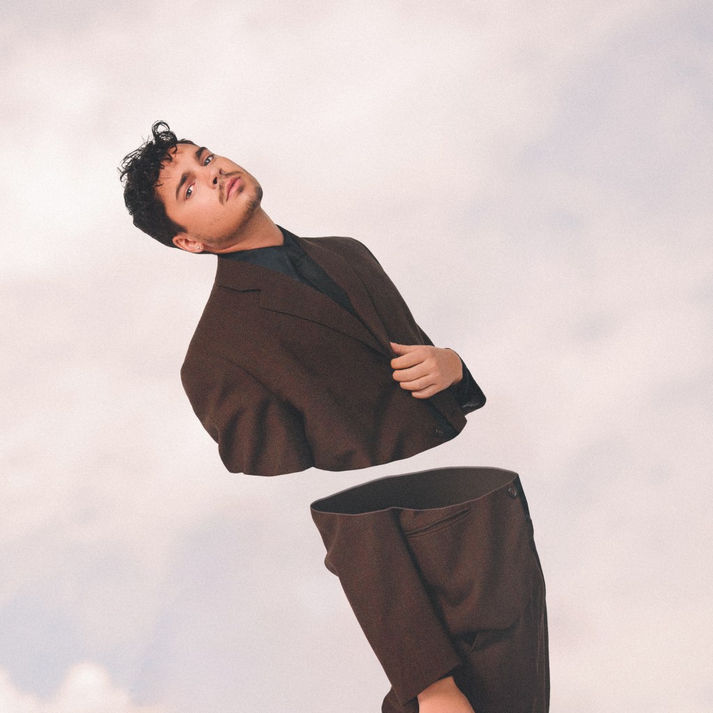 bild på oscar zia, där han är delad på mitten