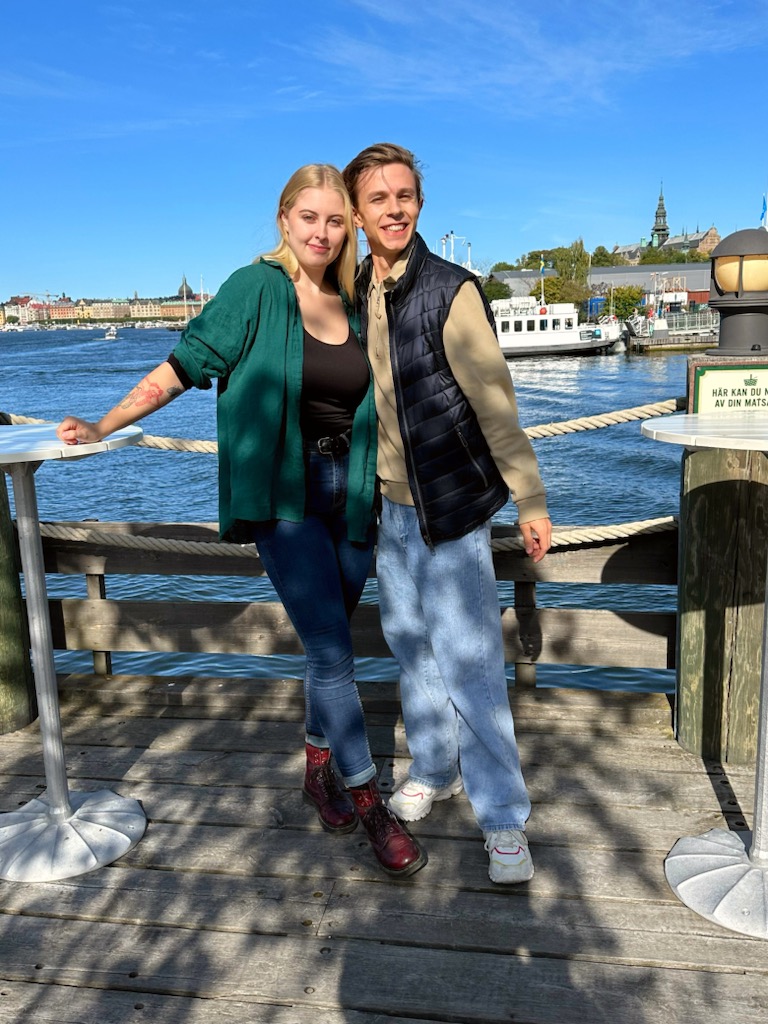 Petter Boding och Felicia Rinke från podden Mörka Mysterier