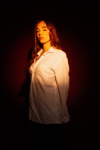 Artisten Wilma Holmes, aktuell med debutsingeln Called You Up. Foto: Oscar Dziedziela