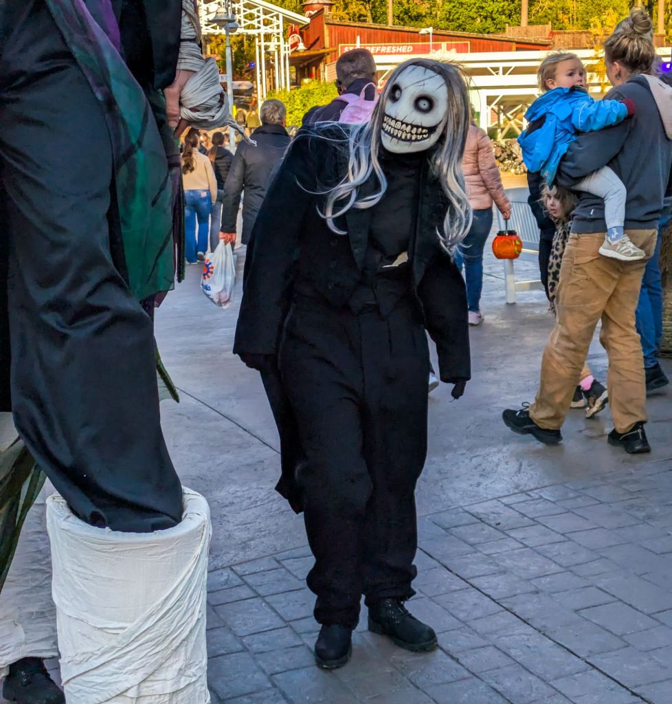 halloween på kolmården